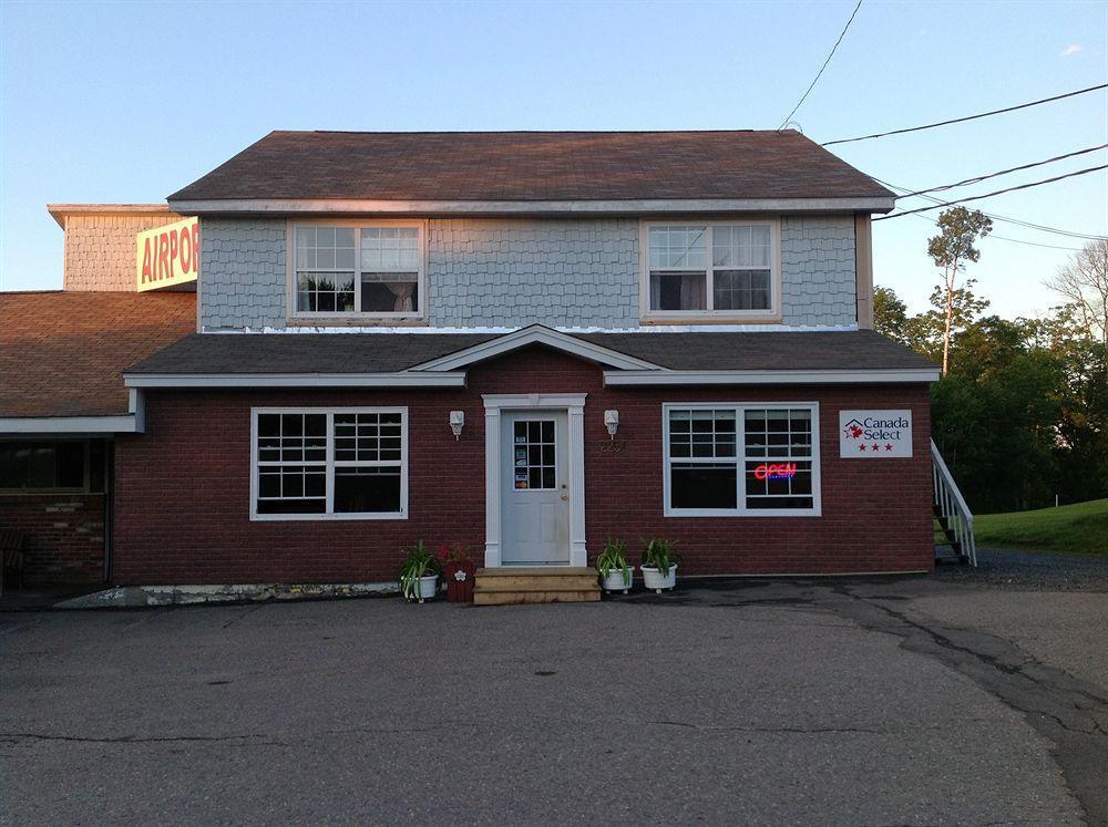 Airport Inn Fredericton Bagian luar foto